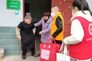 五社联动聚合力，一老一小享温情|石城县第一片区社工站开展重点人群关爱保障服务